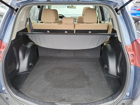 Used 2013 Toyota RAV4 XLE image 10