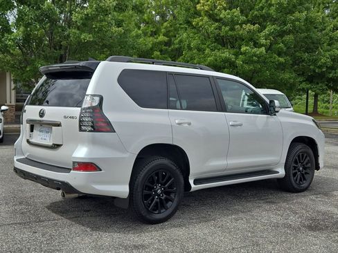 Used 2023 Lexus GX 460 image 7