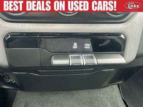 Used 2024 RAM 1500 Big Horn AWD/4WD image 13