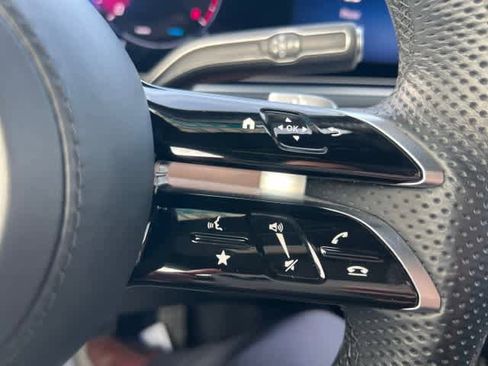 Certified 2024 Mercedes-Benz GLS 450 4MATIC image 27