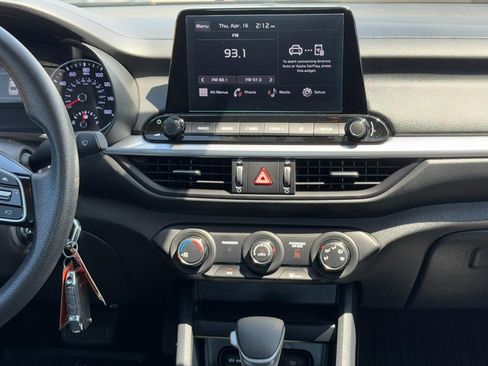 Used 2024 Kia Forte LXS w/ LXS Technology Package image 13