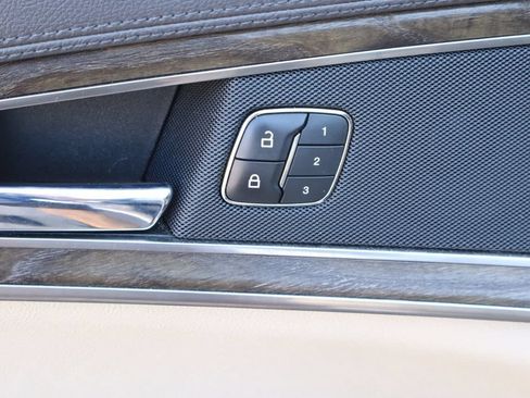 Used 2019 Lincoln Nautilus Reserve FWD image 22