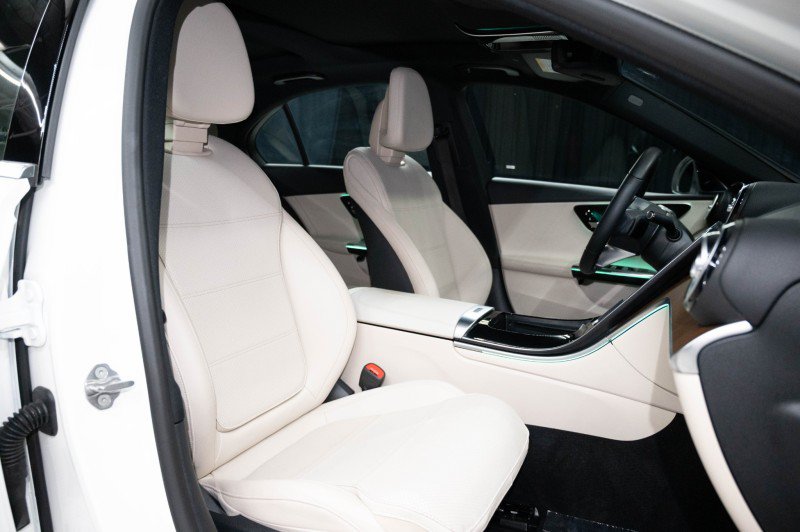 Certified 2023 Mercedes-Benz C 300 4MATIC Sedan image 13