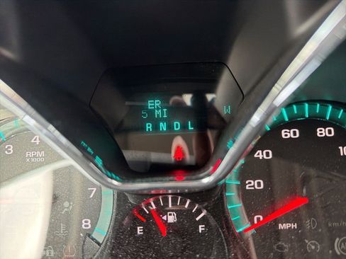 Used 2017 Chevrolet Traverse Premier image 10