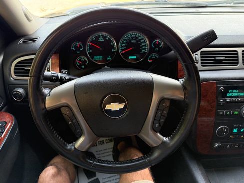 Used 2013 Chevrolet Avalanche LT w/ All-Star Edition AWD/4WD image 22