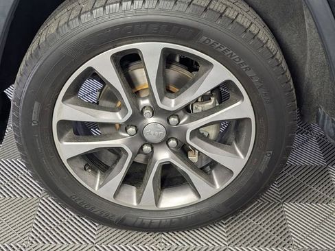 Used 2018 Jeep Grand Cherokee Limited w/ Luxury Group II image 8