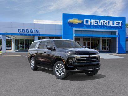New 2026 Chevrolet Suburban LT w/ Comfort Package