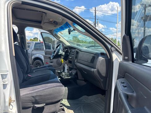 Used 2005 Dodge Ram 1500 Truck SLT AWD/4WD image 9