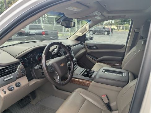 Used 2018 Chevrolet Tahoe Premier AWD/4WD image 15