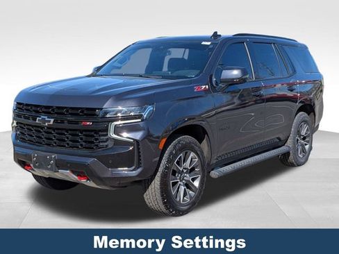 Used 2024 Chevrolet Tahoe Z71 w/ Luxury Package AWD/4WD image 9