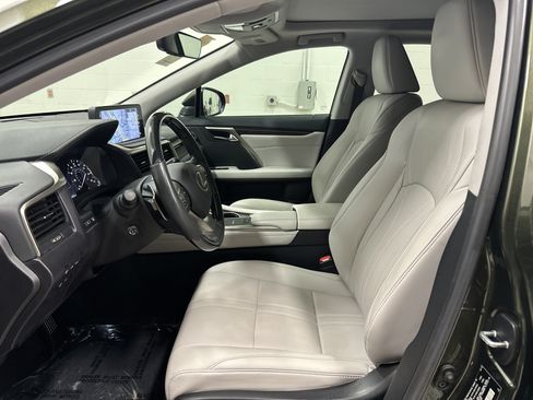 Used 2022 Lexus RX 350 AWD w/ Luxury Package image 16