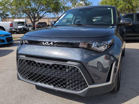 Used 2024 Kia Soul LX w/ Option Group 015 image 9