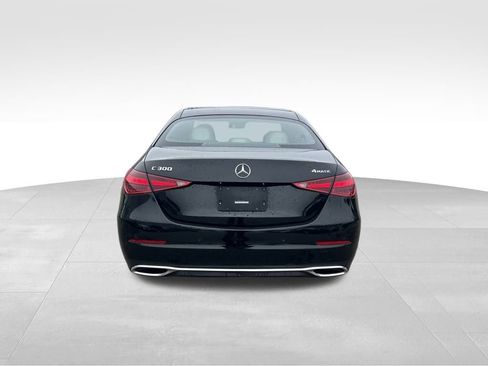 Used 2022 Mercedes-Benz C 300 4MATIC Sedan image 4