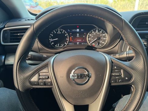 Used 2021 Nissan Maxima 3.5 SV w/ Floor Mat Group image 15