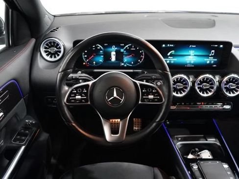 Used 2022 Mercedes-Benz GLA 250 4MATIC image 12