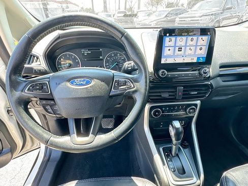 Used 2019 Ford EcoSport Titanium image 12