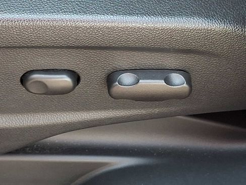 Used 2022 Buick Encore Preferred w/ Safety Package AWD/4WD image 24