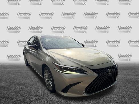 Used 2023 Lexus ES 350 Ultra Luxury w/ Accessory Package (Z2) FWD image 2