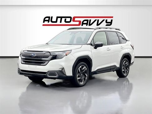 Used 2025 Subaru Forester Limited w/ Popular Package #2 image 3