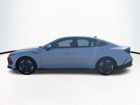 New 2026 Hyundai Sonata SEL image 8