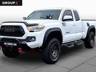 Used 2016 Toyota Tacoma SR w/ SR Convenience Package