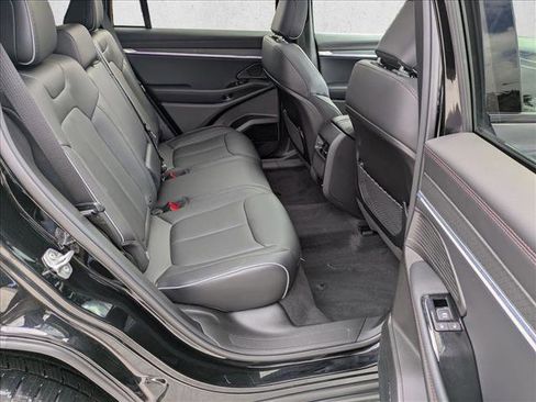 Used 2025 Jeep Wagoneer S Limited image 21