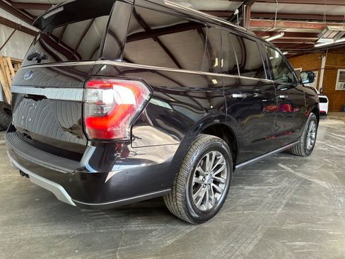 Used 2019 Ford Expedition Limited image 4