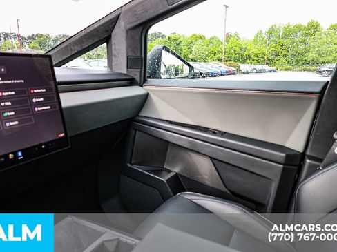 Used 2025 Tesla Cybertruck AWD Crew Cab image 37