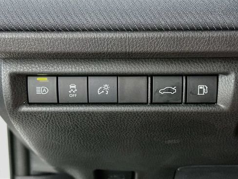 Used 2025 Toyota Camry SE w/ Multimedia Upgrade Package FWD image 20
