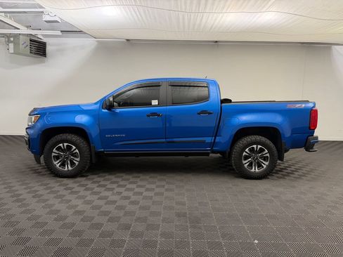 Used 2022 Chevrolet Colorado Z71 AWD/4WD image 2