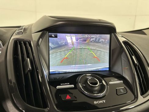 Used 2014 Ford Escape Titanium FWD image 16
