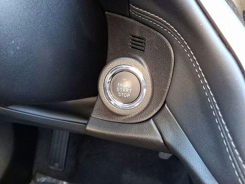 Certified 2025 Subaru Outback Limited image 25