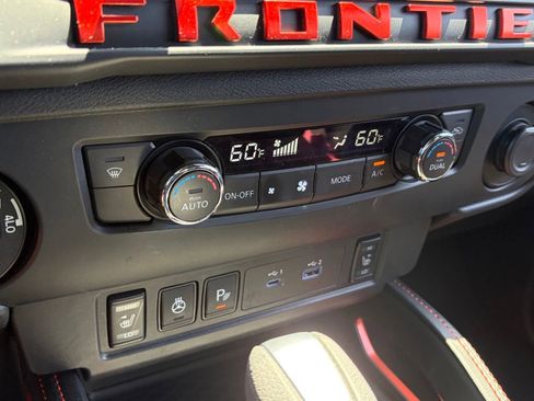 Used 2026 Nissan Frontier PRO-4X AWD/4WD image 8