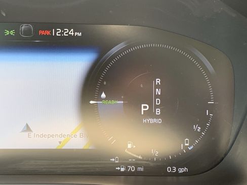 Used 2018 Volvo XC60 T8 Inscription w/ Vision Package AWD/4WD image 21