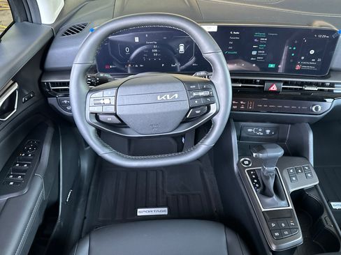 New 2026 Kia Sportage SX AWD/4WD image 15