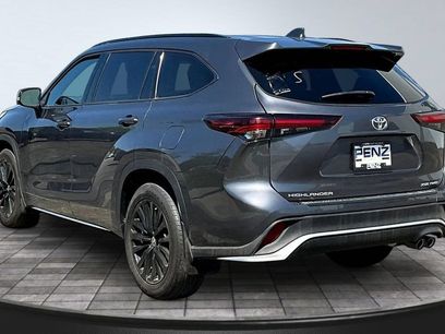 Used 2024 Toyota Highlander XSE