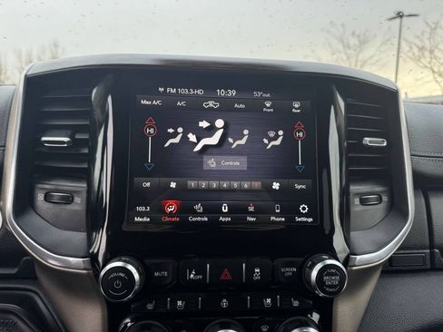 Used 2020 RAM 3500 Laramie AWD/4WD image 24