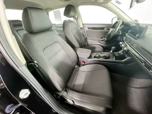 Certified 2023 Honda Civic EX image 29