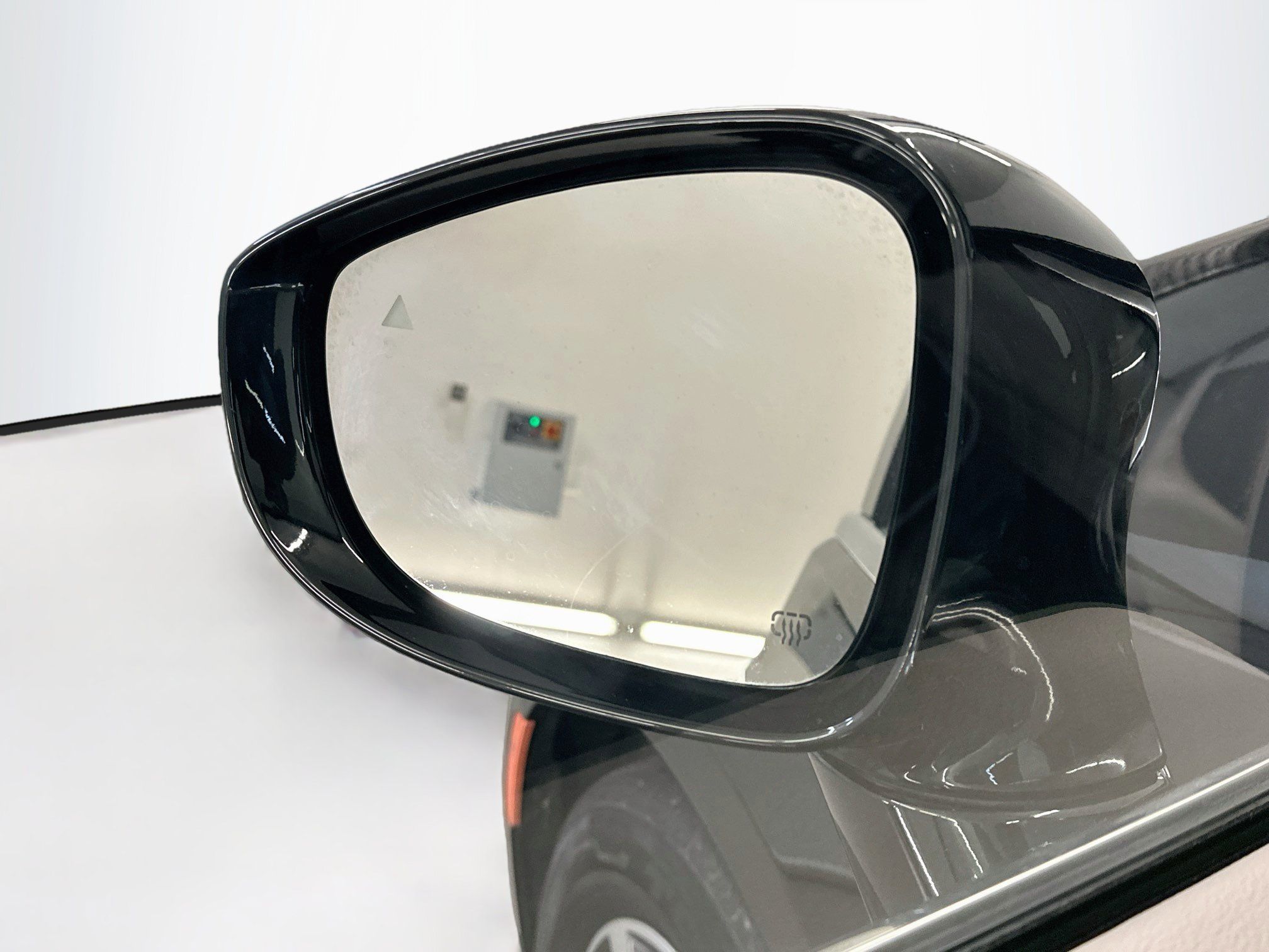 Used 2023 Chrysler Pacifica Limited FWD image 16