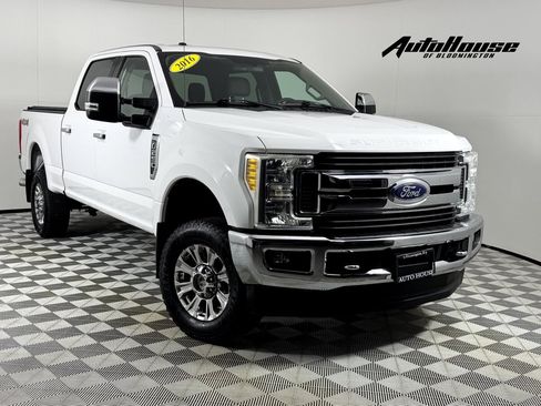 Used 2017 Ford F250 XLT w/ XLT Premium Package AWD/4WD image 1