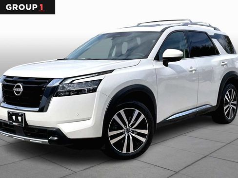 Certified 2024 Nissan Pathfinder Platinum w/ Cargo Package image 1