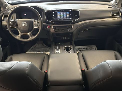 Used 2025 Honda Ridgeline RTL image 19