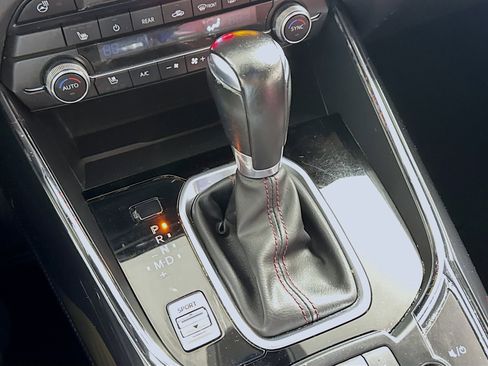 Used 2022 MAZDA CX-9 Carbon Edition image 19