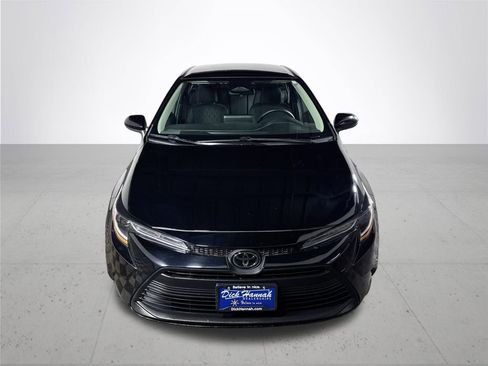Used 2024 Toyota Corolla LE image 3