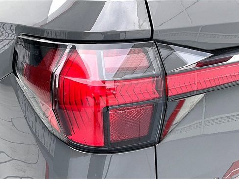 Used 2023 Hyundai Santa Cruz Limited image 24