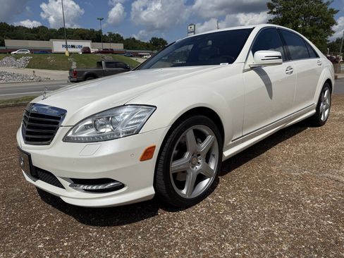Used 2013 Mercedes-Benz S 550 Sedan image 1