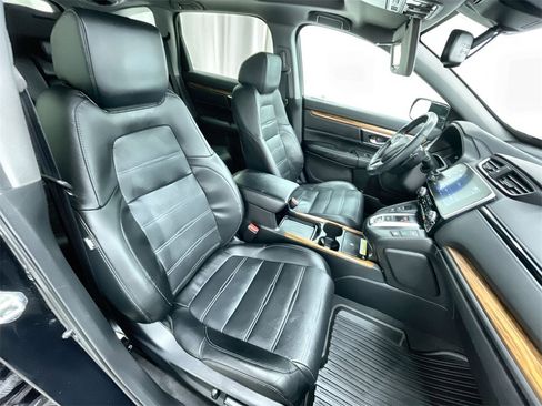 Used 2020 Honda CR-V Touring image 29