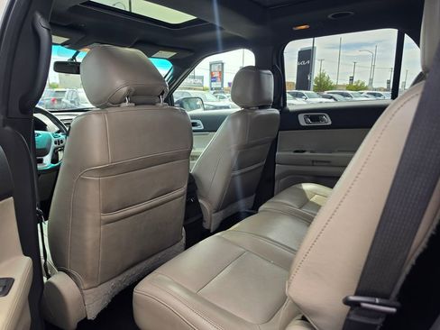 Used 2012 Ford Explorer XLT AWD/4WD image 12