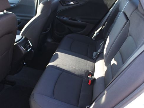 Used 2024 Chevrolet Malibu LT image 17