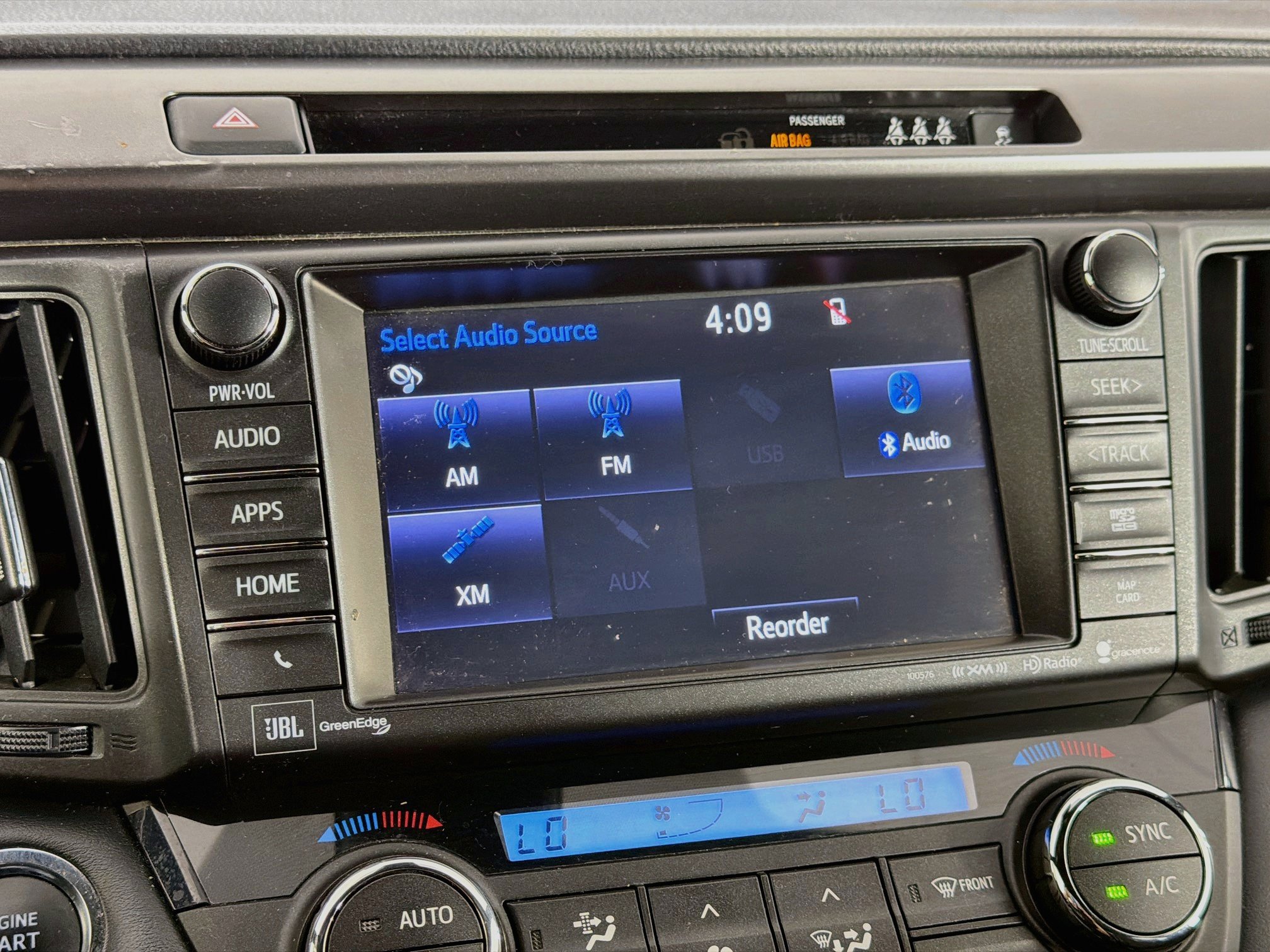 Used 2018 Toyota RAV4 SE w/ Power Extra Value Package AWD/4WD image 21